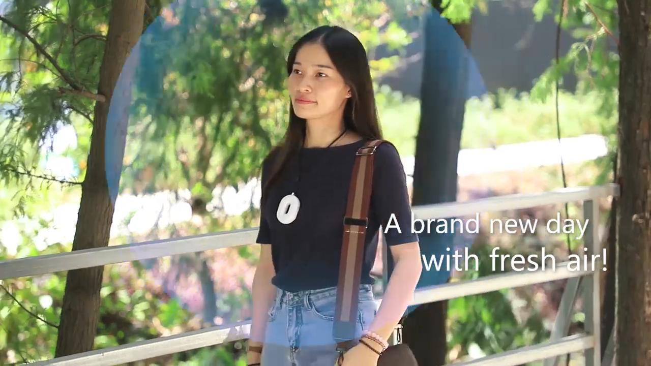 how to use mini necklace air purifier